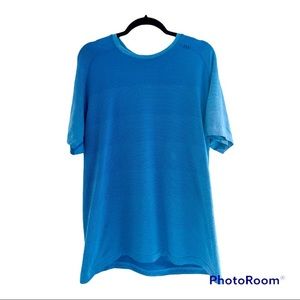 Lululemon Men’s Teal Striped XL Metal Vent Tech Shirt